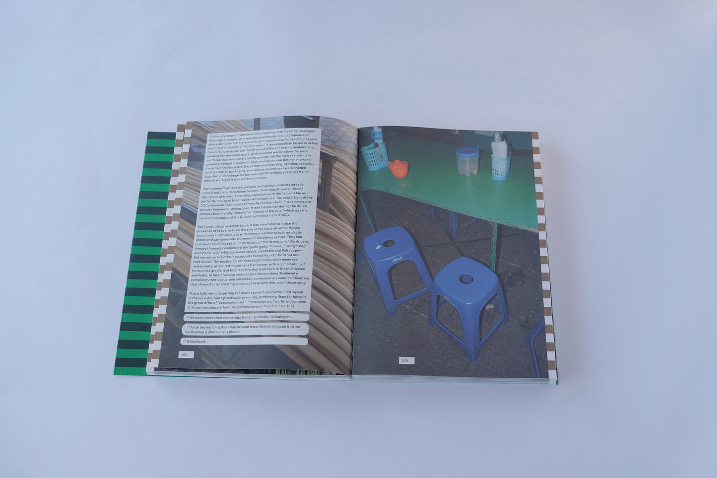 Art Book 『 CROSS CULTURAL CHAIRS: 8 CHAIRS FROM 8 COUNTRIES: DIVERSIFYING MODERN SEATING by Matteo Guarnaccia 』