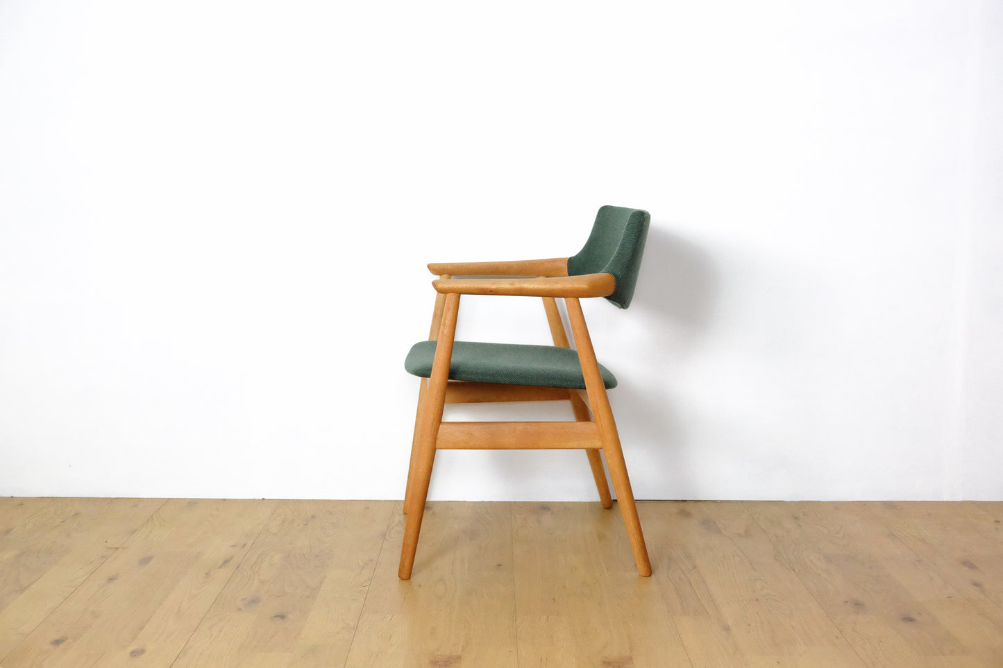 Erik Kirkegaard Arm chair