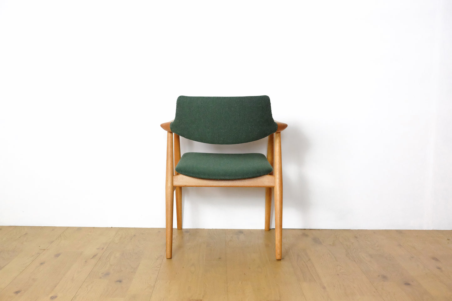 Erik Kirkegaard Arm chair