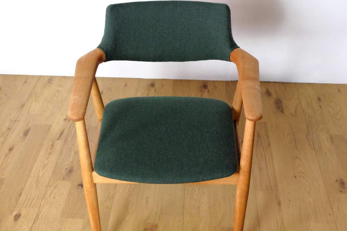 Erik Kirkegaard Arm chair