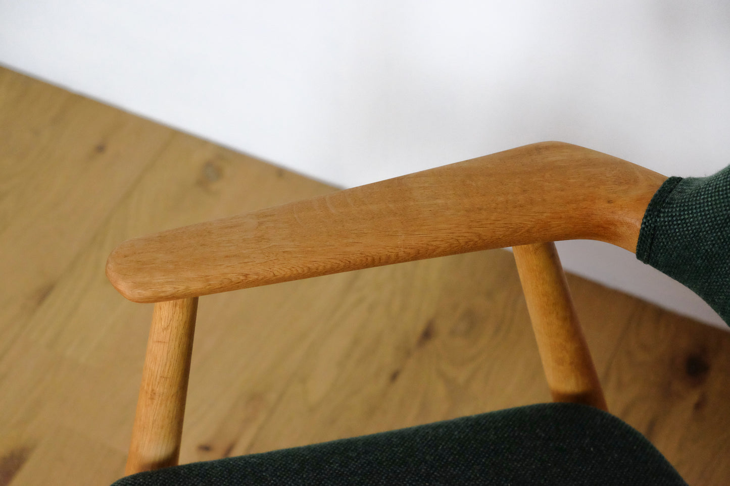 Erik Kirkegaard Arm chair