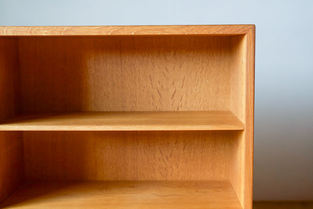 Børge Mogensen model.152 Book Shelf