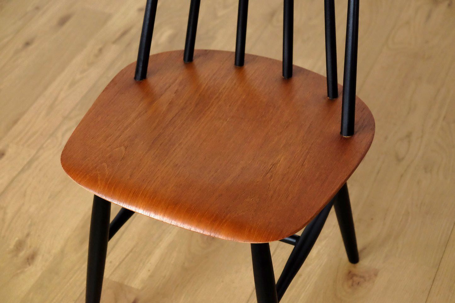 Ilmari Tapiovaara Fanett Chair Black / Teak