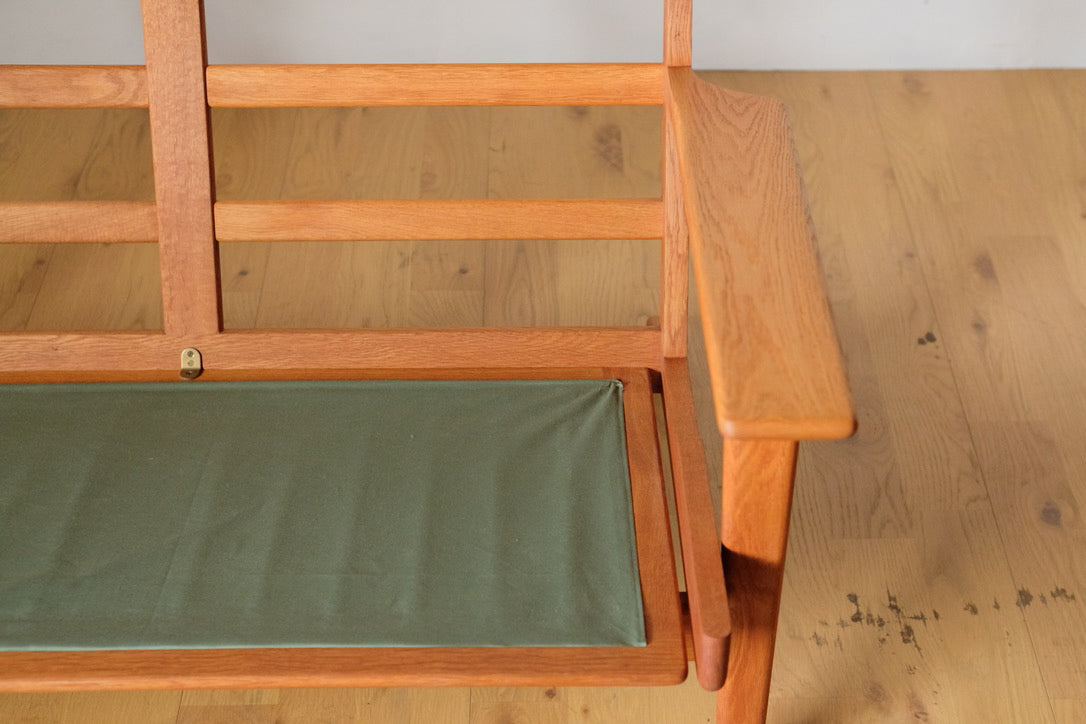 Hans J Wegner GE290 3seater (Fabric selection available)