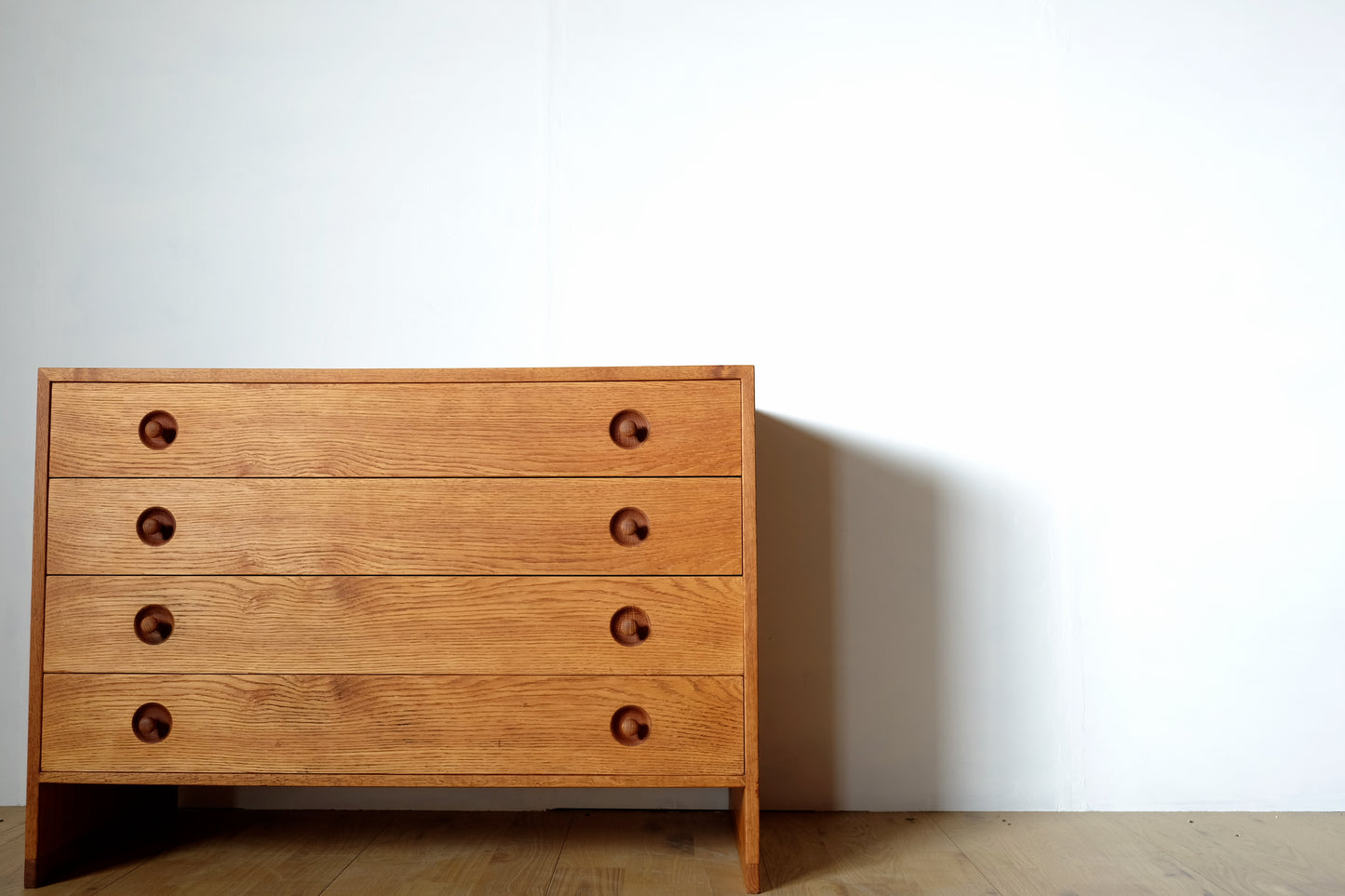 Hans J Wegner RY Chest Oak