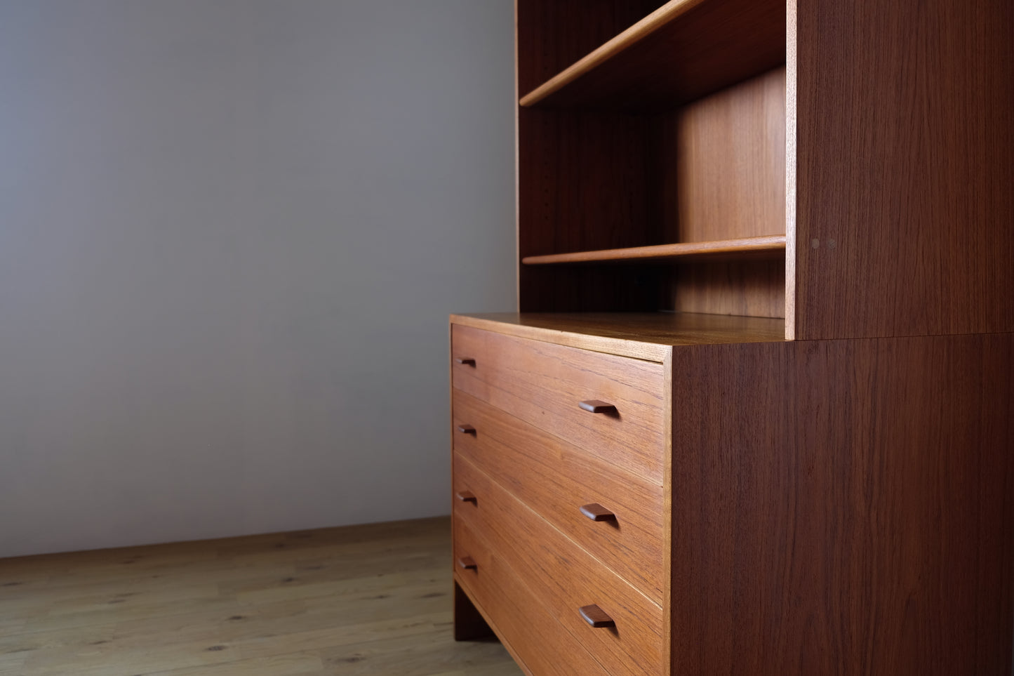 Hans J Wegner RY Shelf