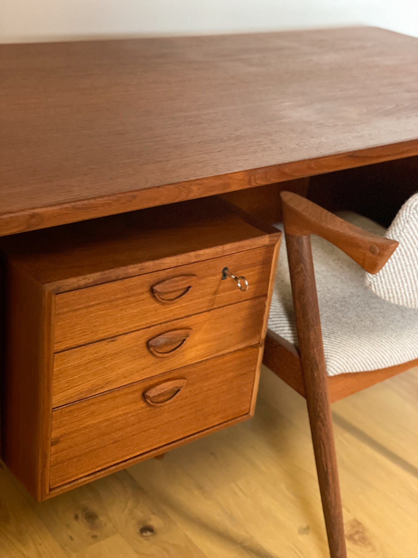 Kai Kristiansen Desk
