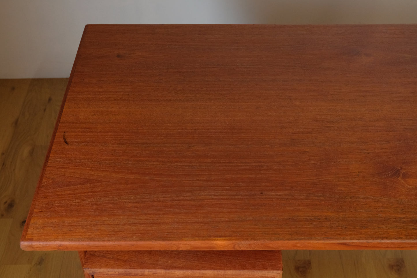 Kai Kristiansen Desk