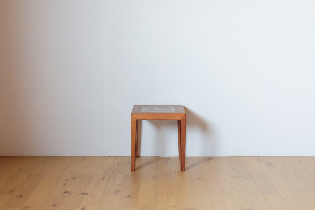 Royal Copenhagen Nest table