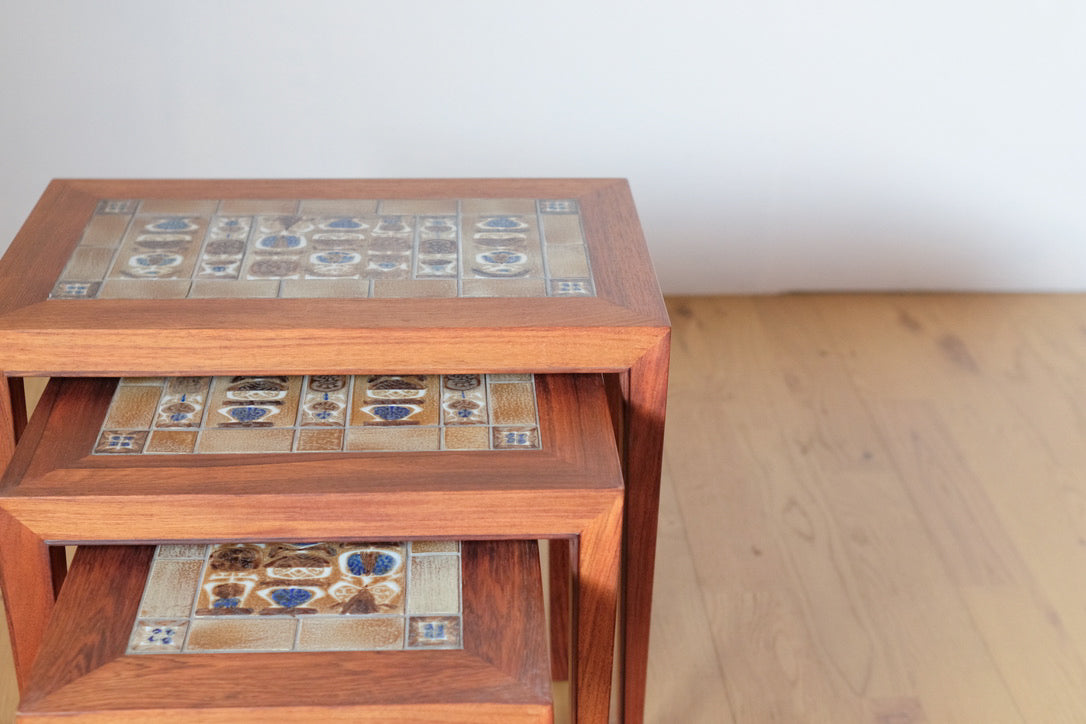 Royal Copenhagen Nest table