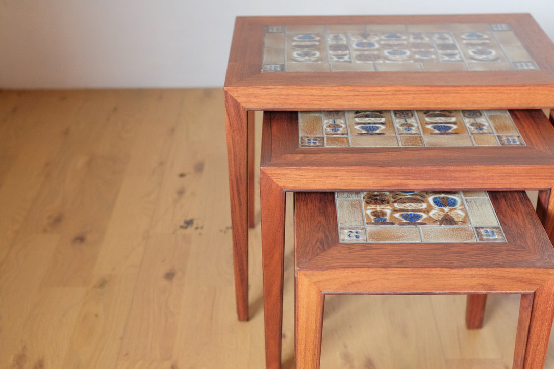 Royal Copenhagen Nest table