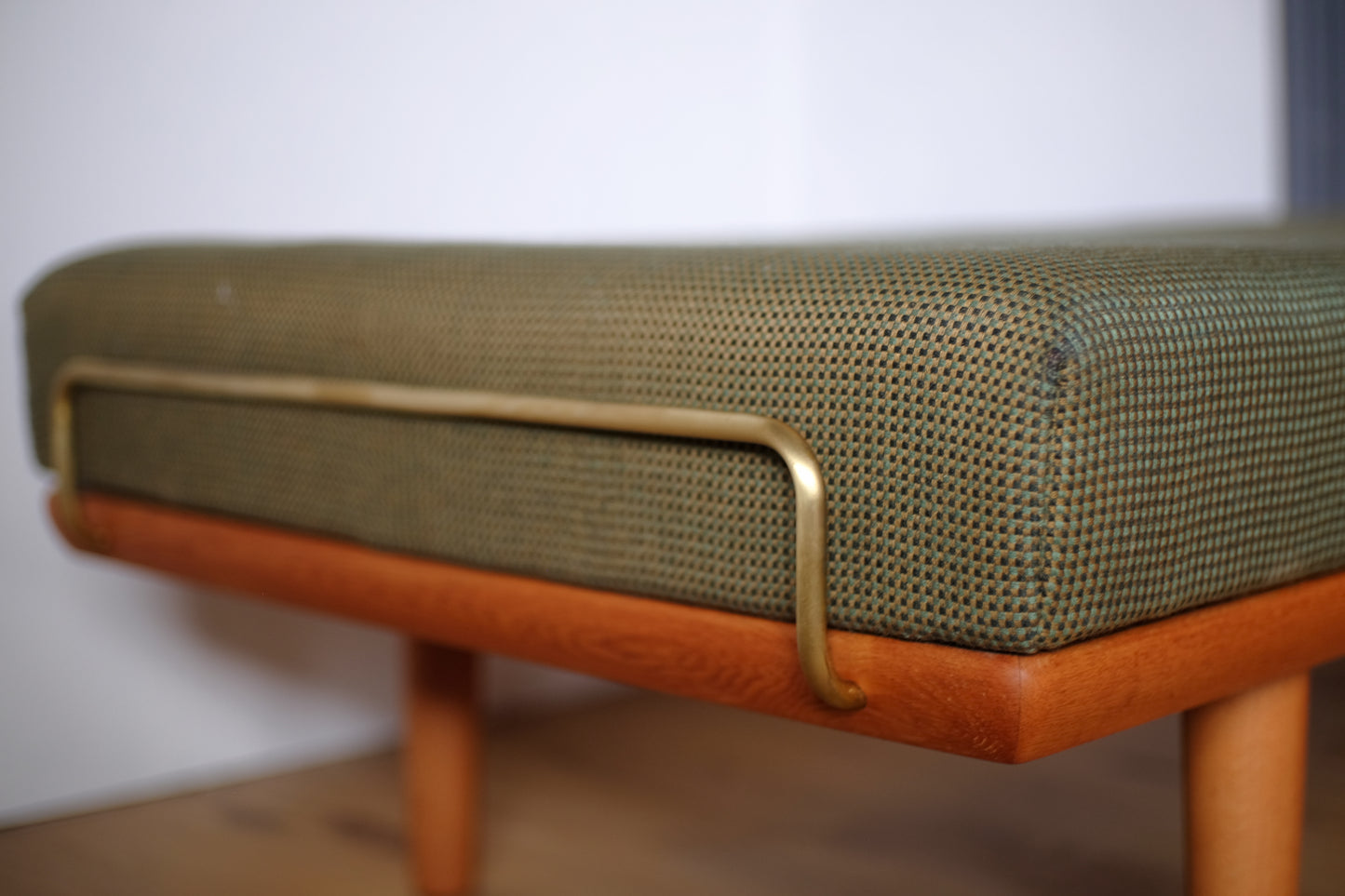 Hans J Wegner GE19 Day bed