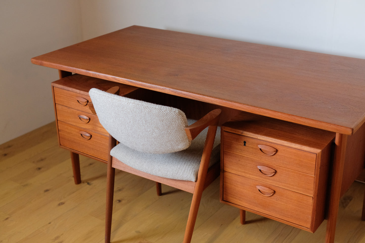 Kai Kristiansen Desk