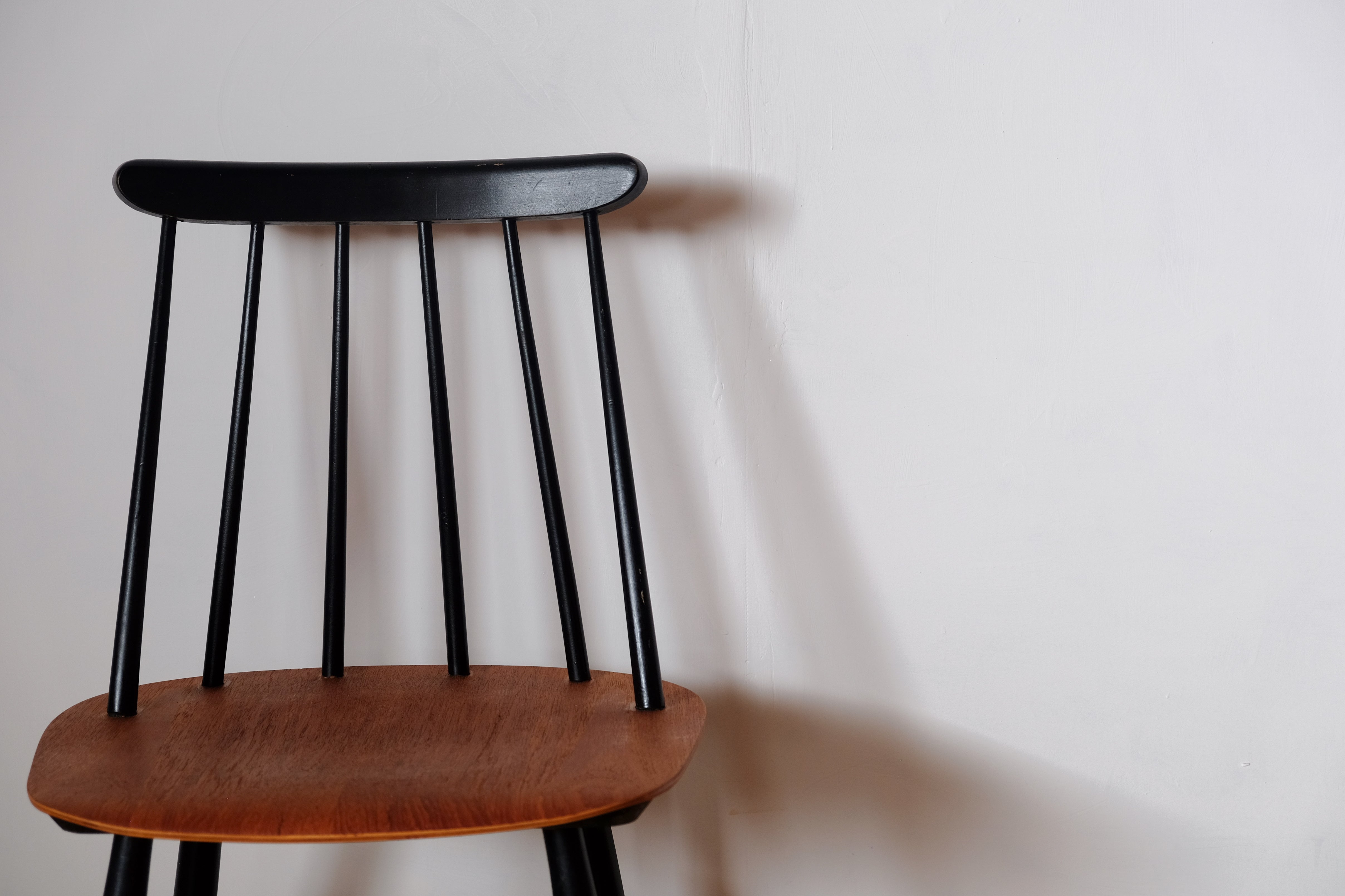 北欧ヴィンテージ Ilmari Tapiovaara Fanett Chair Black / Teak