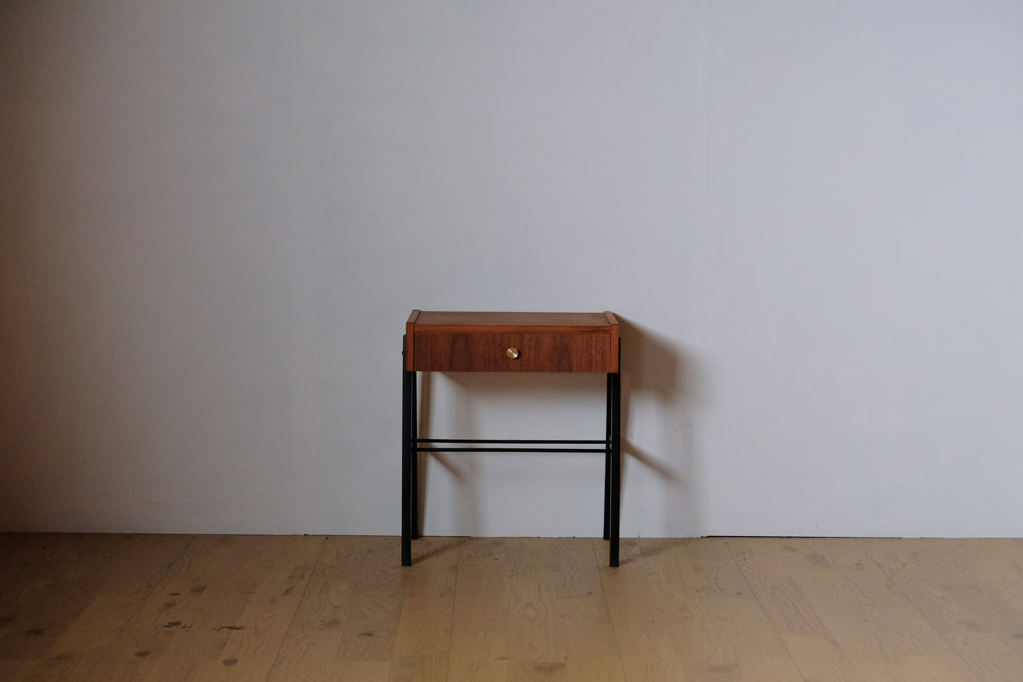 Bed Side board