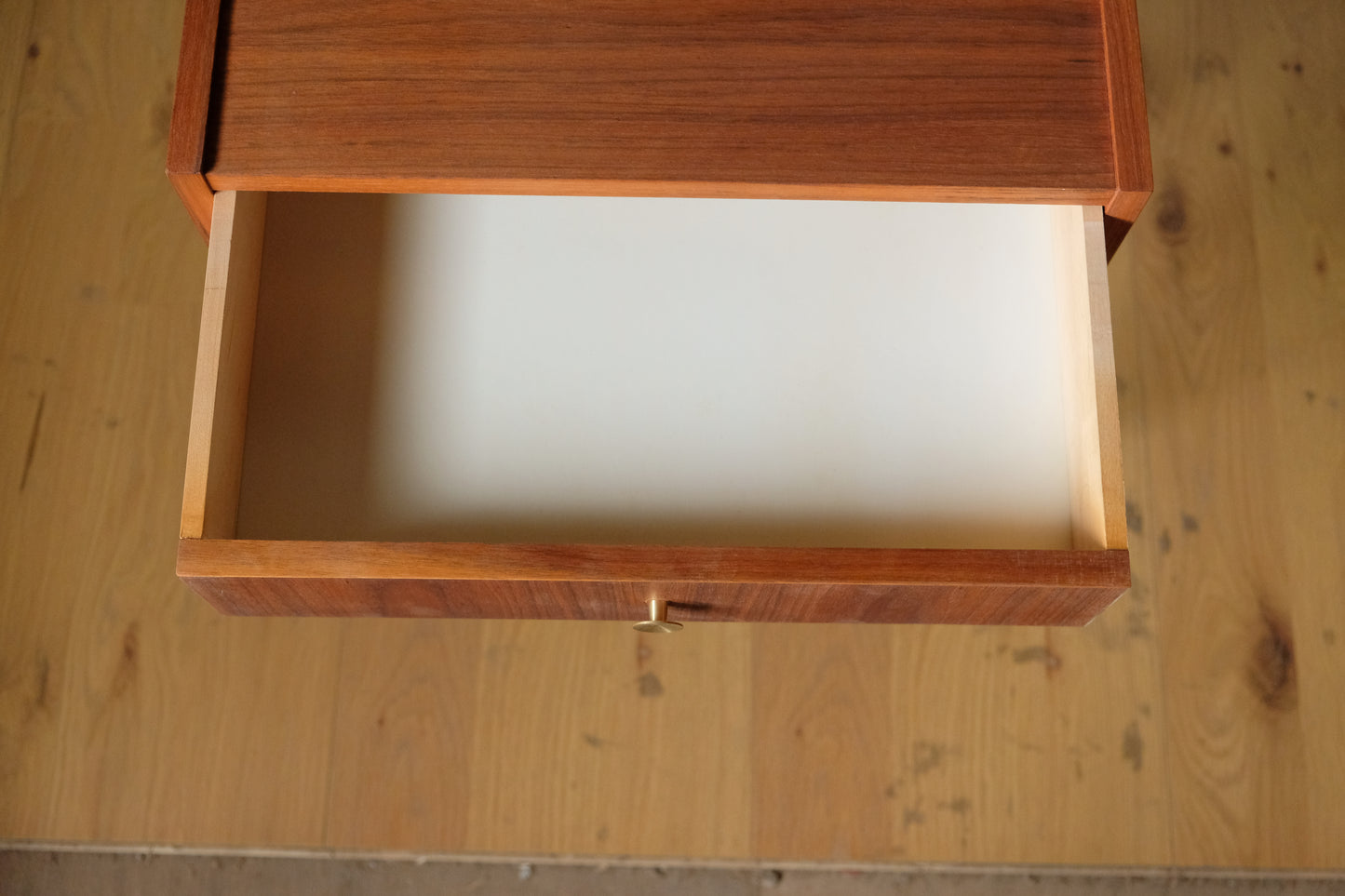 Bed Side board