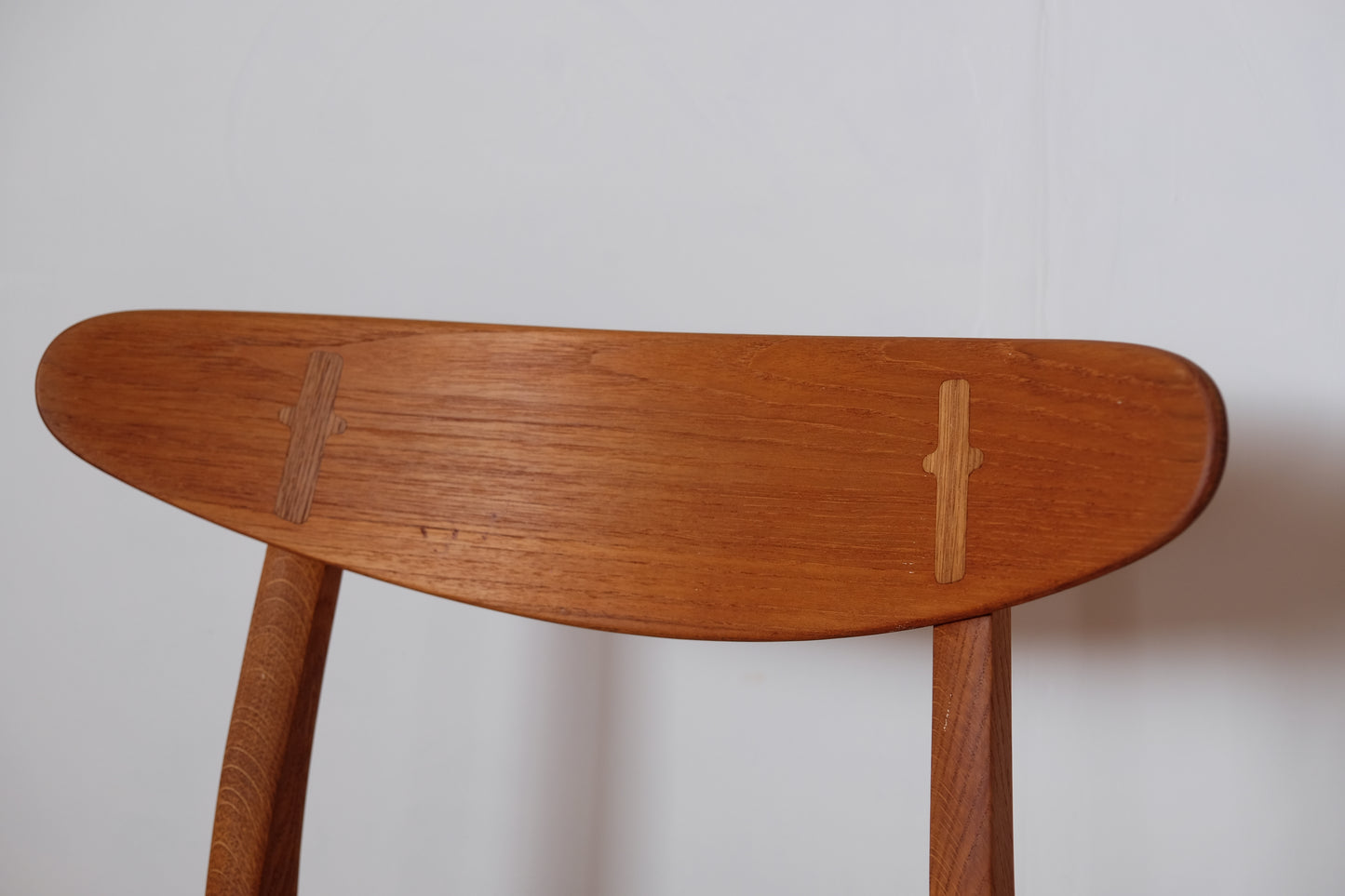 Hans J Wegner CH30 Dining chair