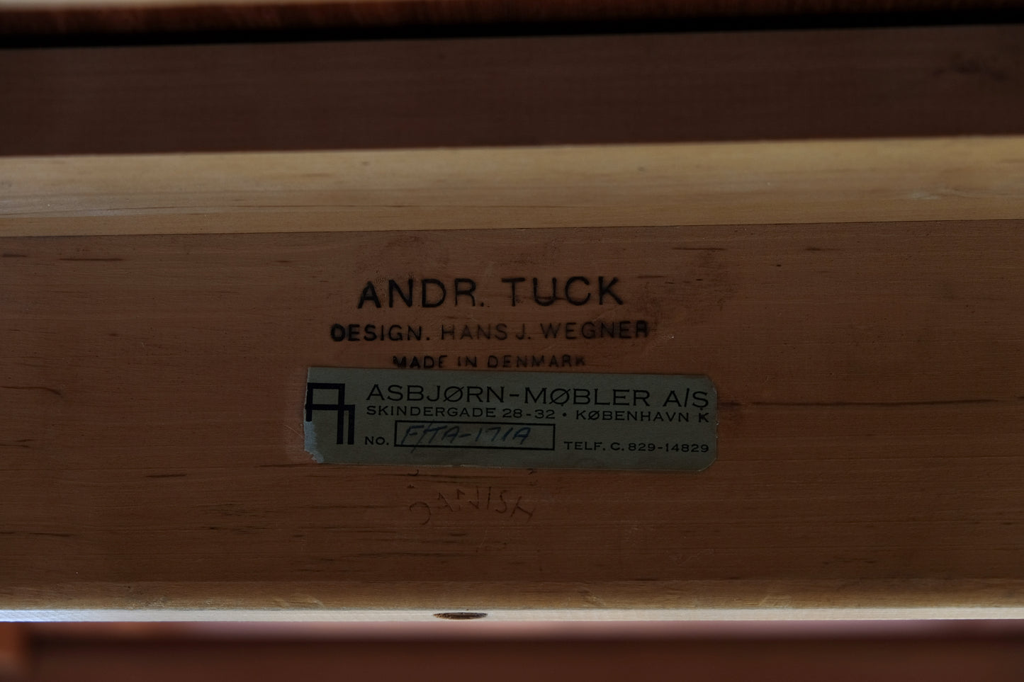 Hans J Wegner AT312 Dining Table