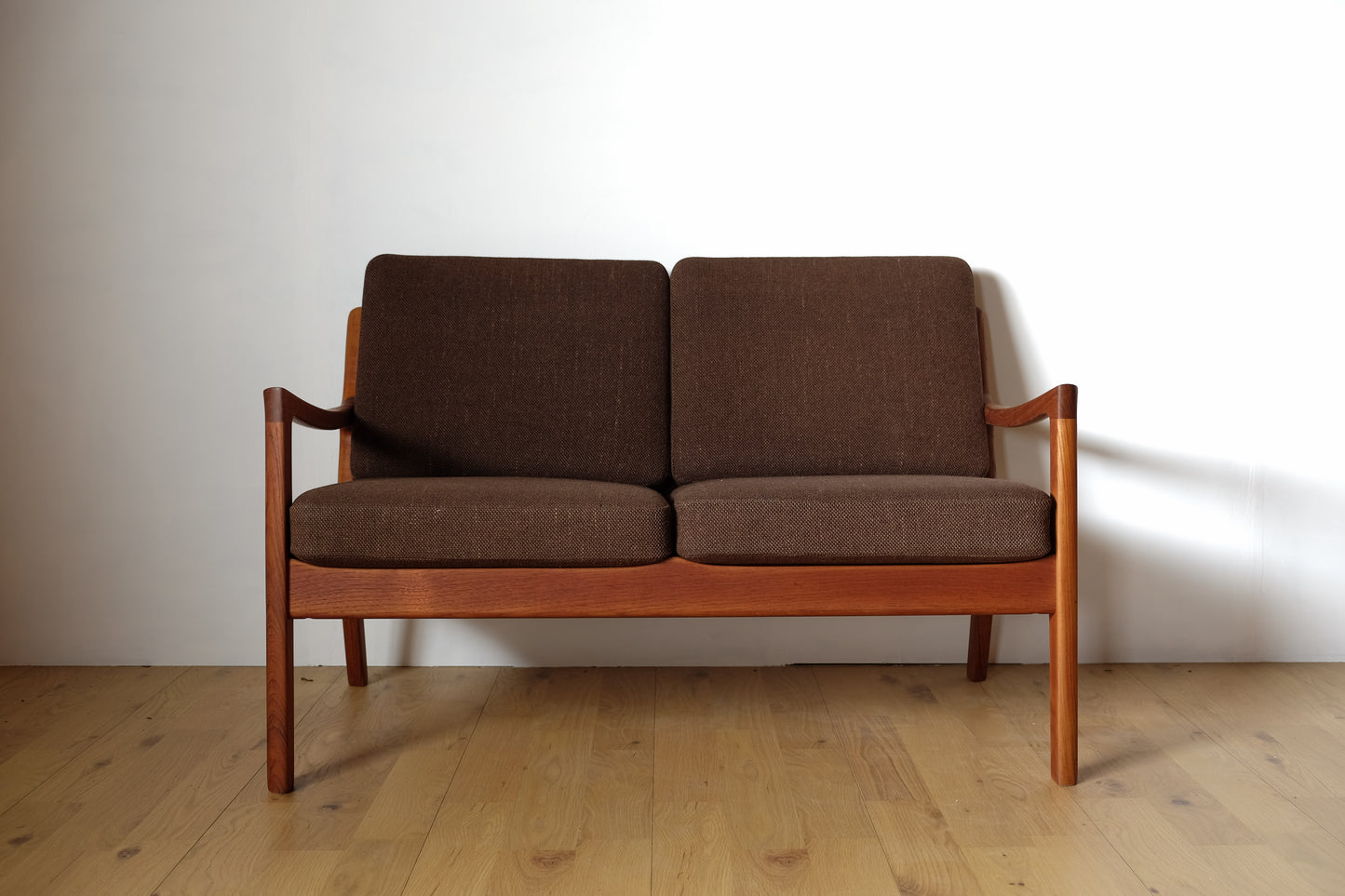 Ole Wanscher model.169 "senator" sofa S様 Hold 〜9/30