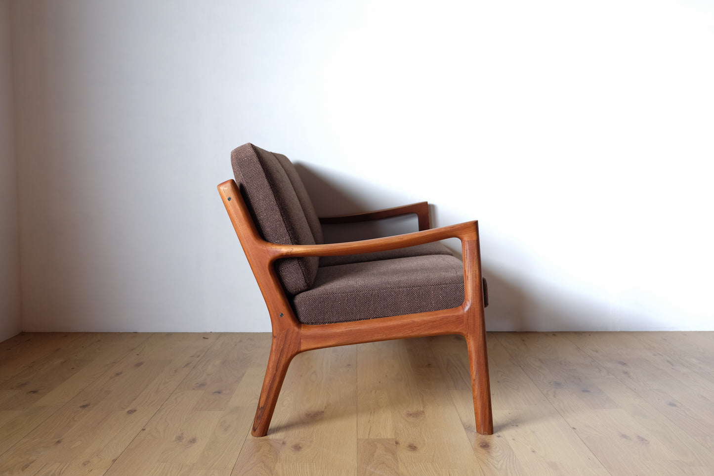 Ole Wanscher model.169 "senator" sofa S様 Hold 〜9/30