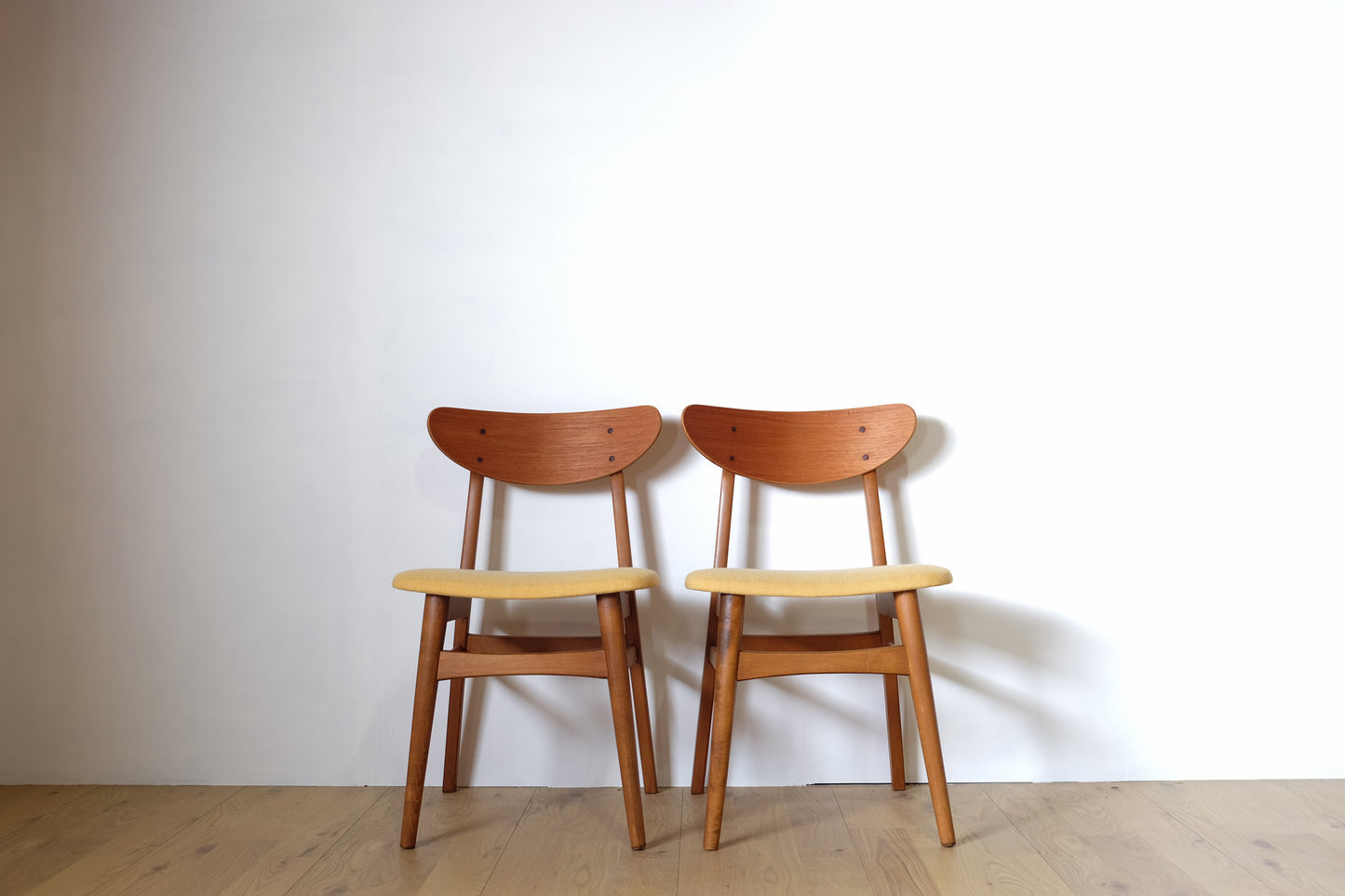 Dining chair Set of 2 chairs