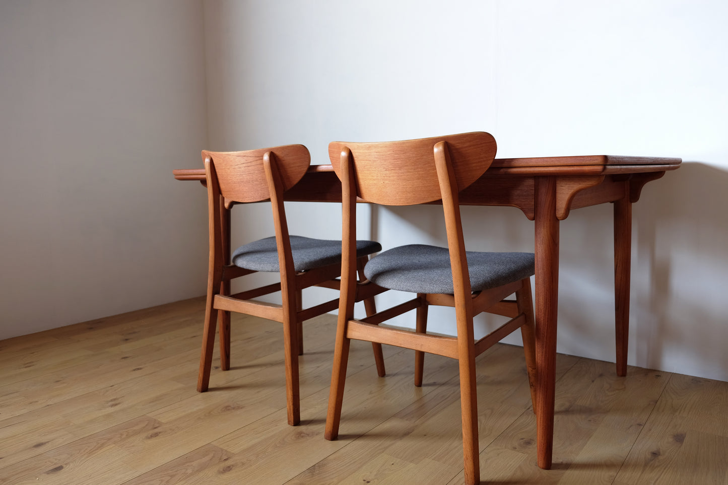 Gunni Omann Model 54 Dining Table