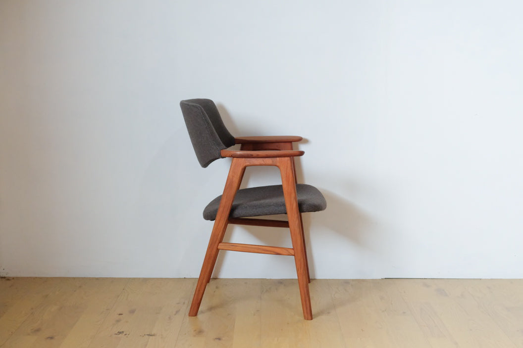 Erik Kirkegaard Arm chair