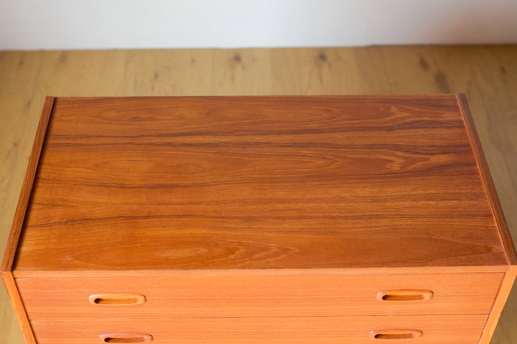 Chest for 4 drawers
