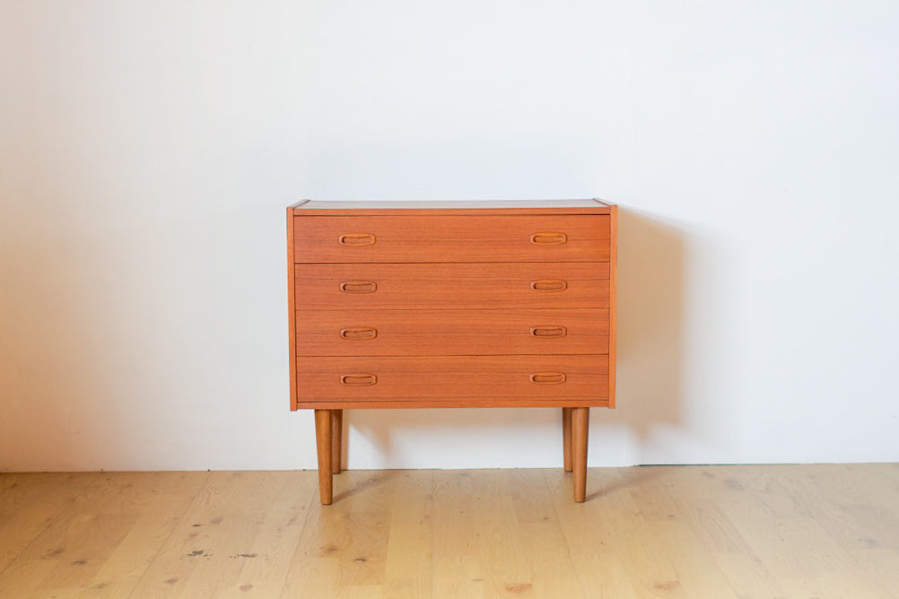 Chest for 4 drawers