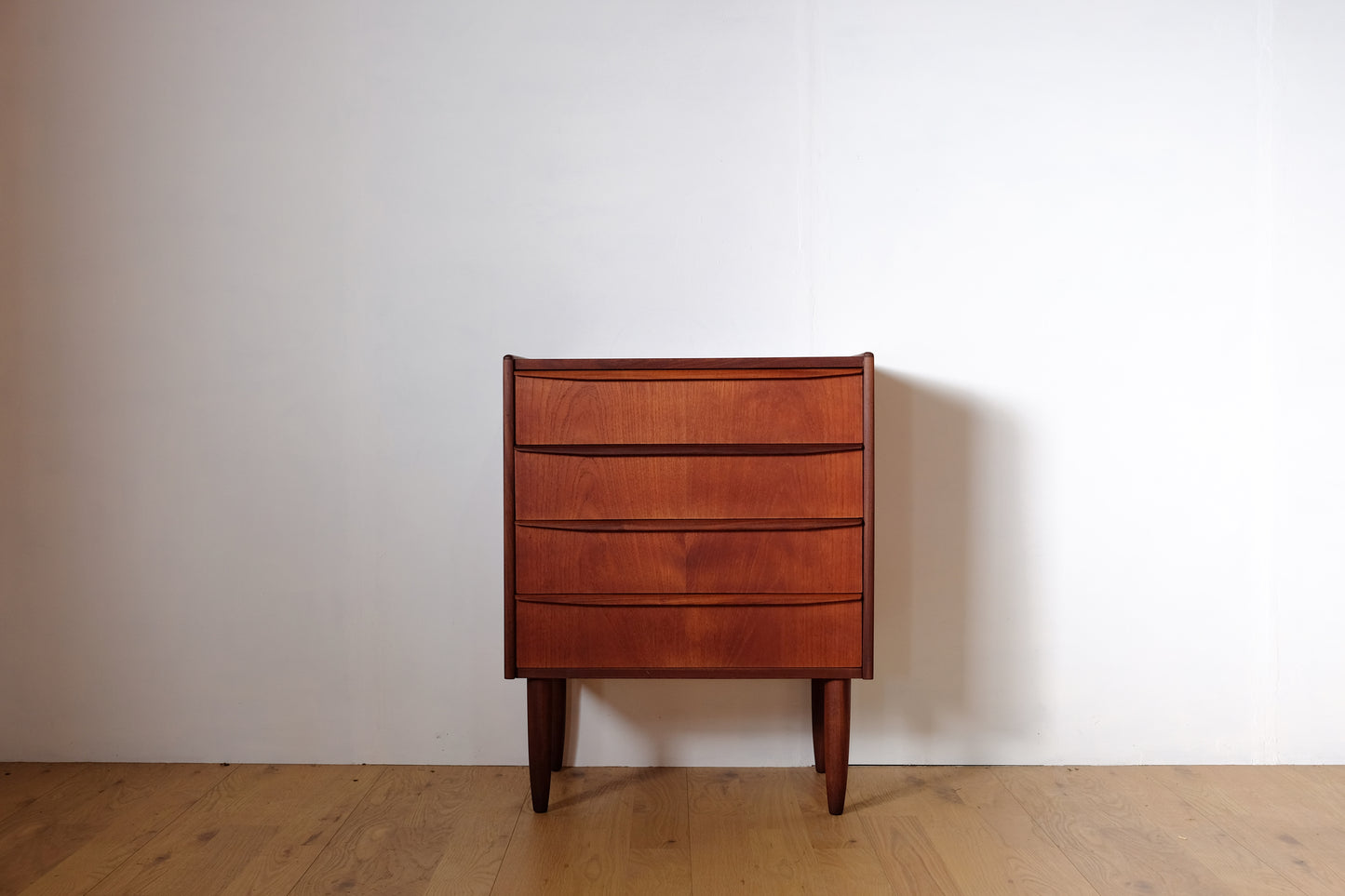 Chest for 4 drawers