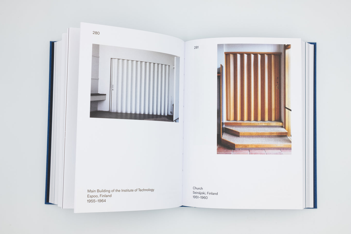 Art Book  『AALTO IN DETAIL by Alvar Aalto, Aino Aalto, Elissa Aalto 』