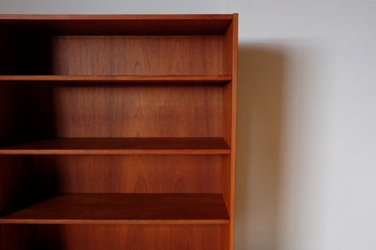 Book shelf