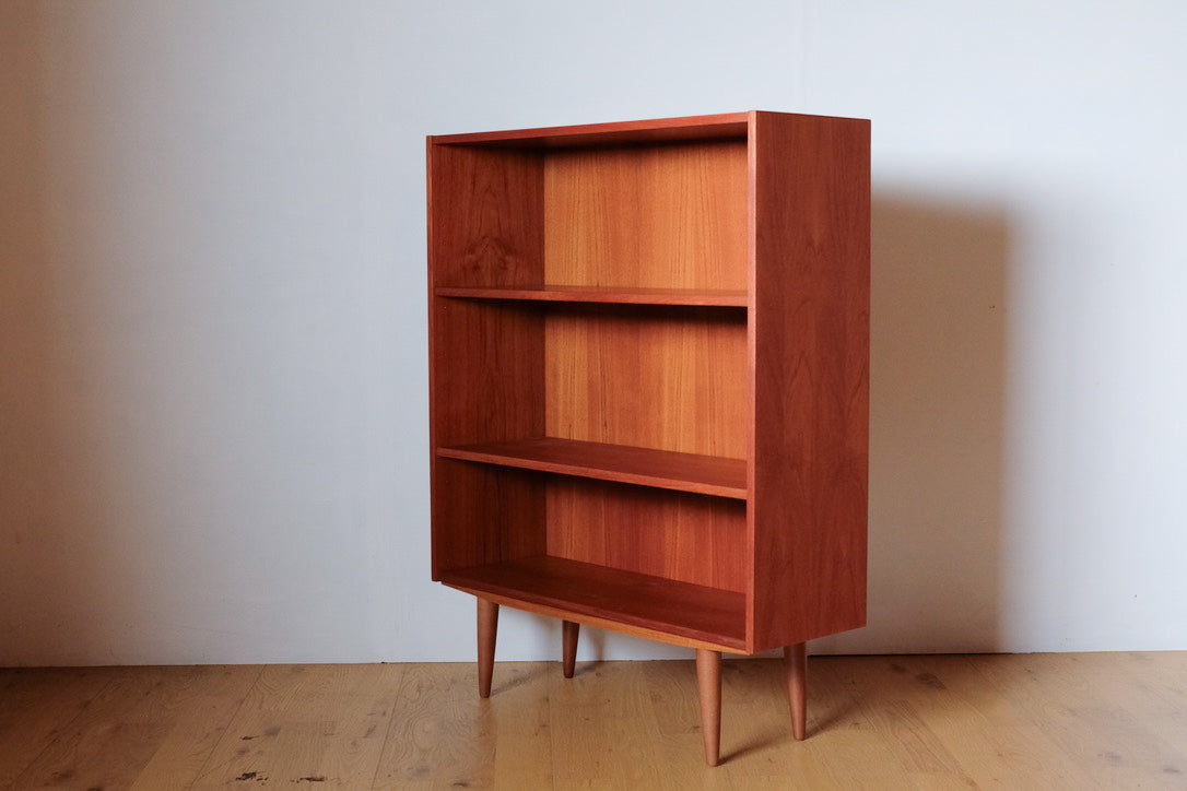 Book shelf