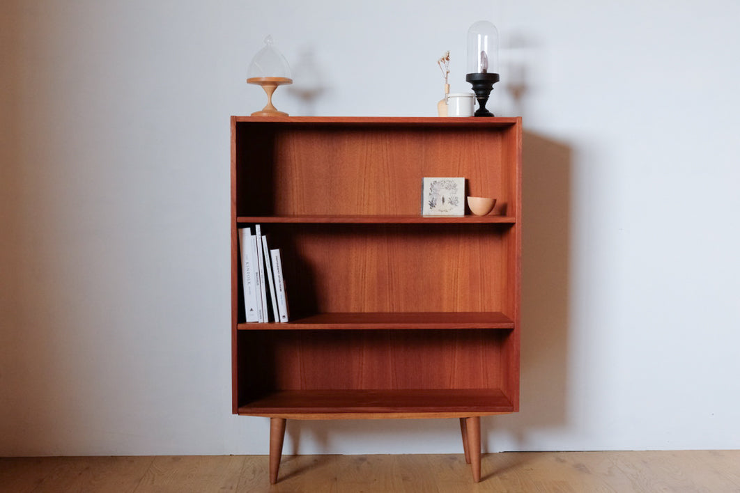 Book shelf