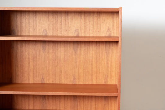 Book shelf