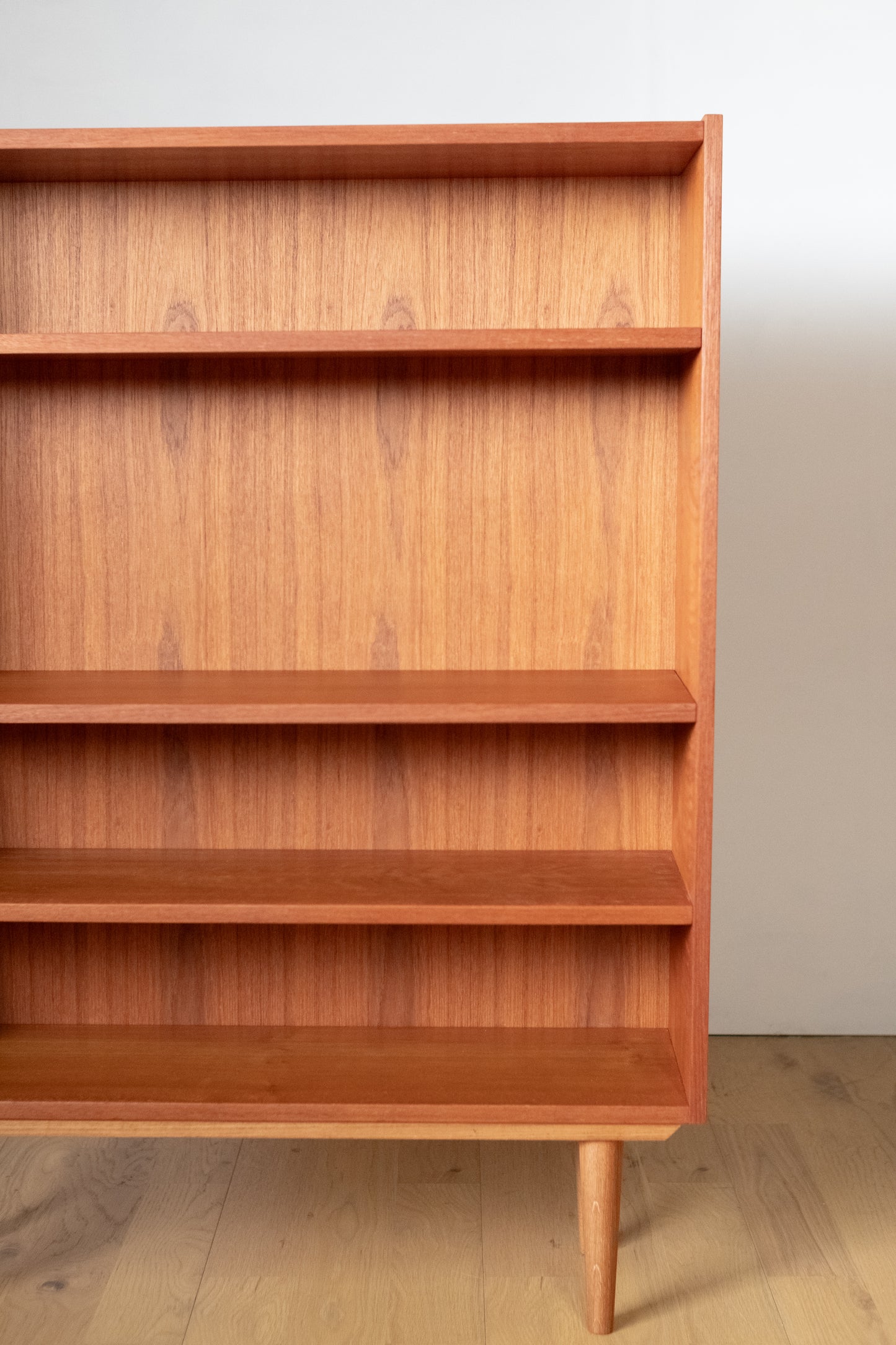 Book shelf