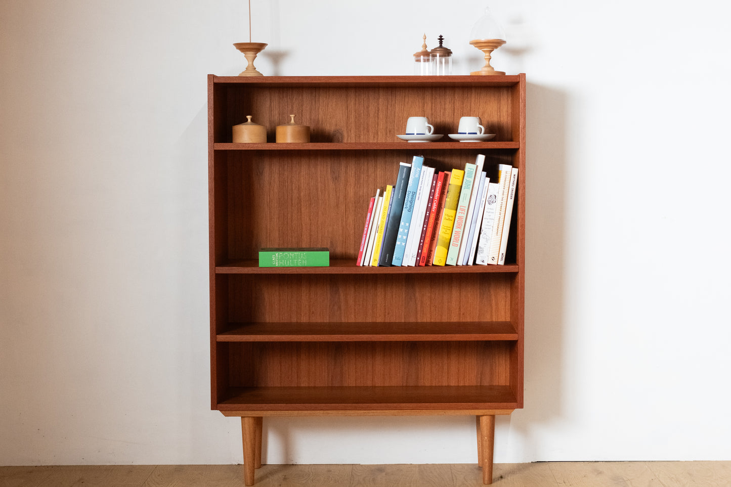 Book shelf