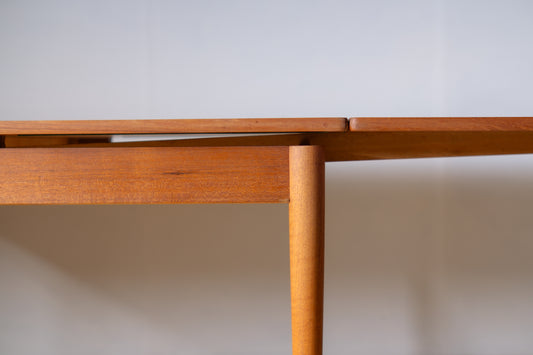 Hans J Wegner AT316 Dining Table