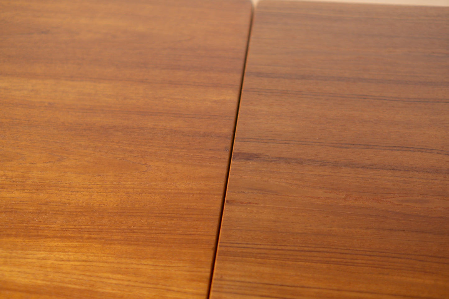 Hans J Wegner AT316 Dining Table