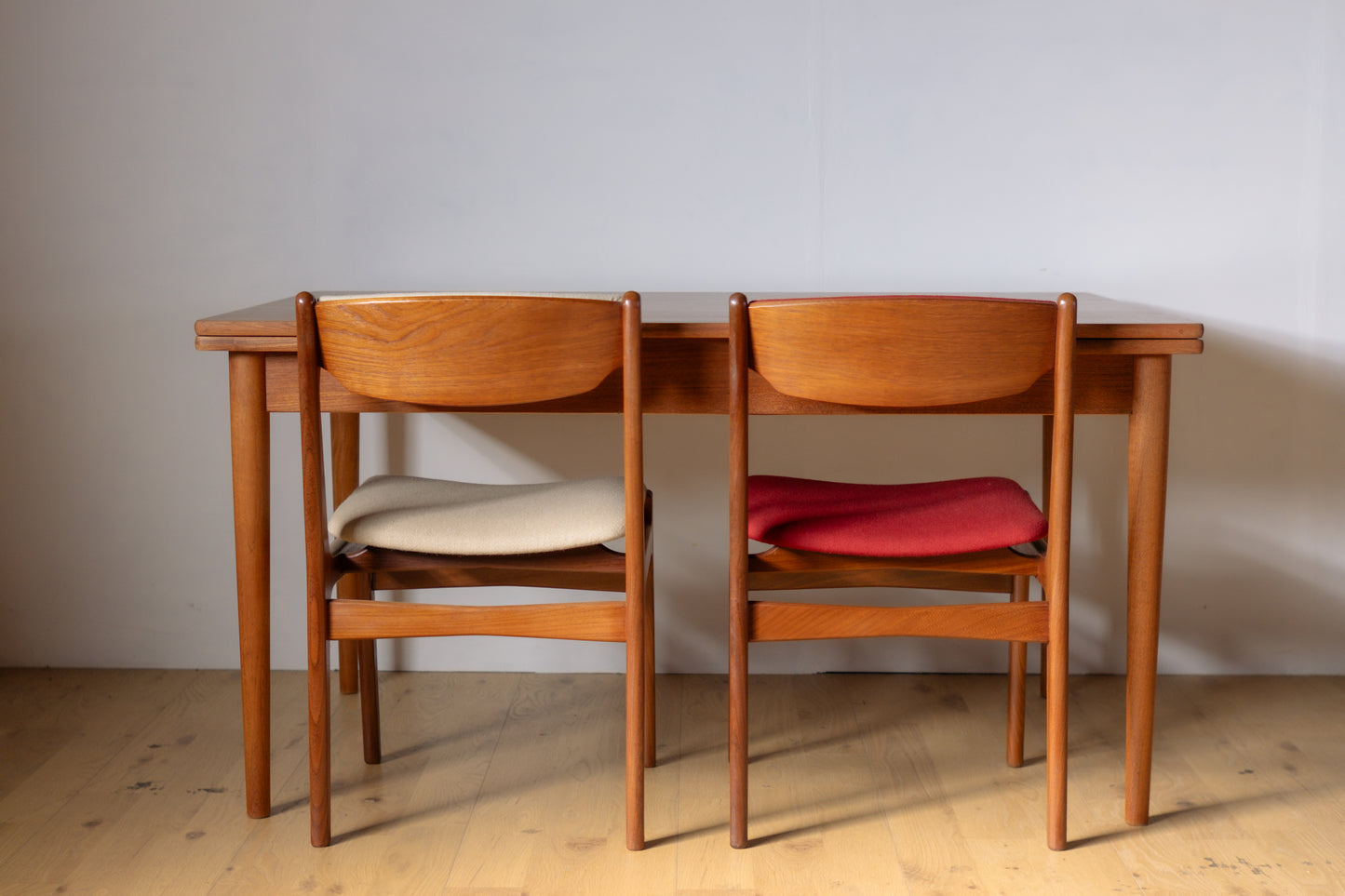 Hans J Wegner AT316 Dining Table