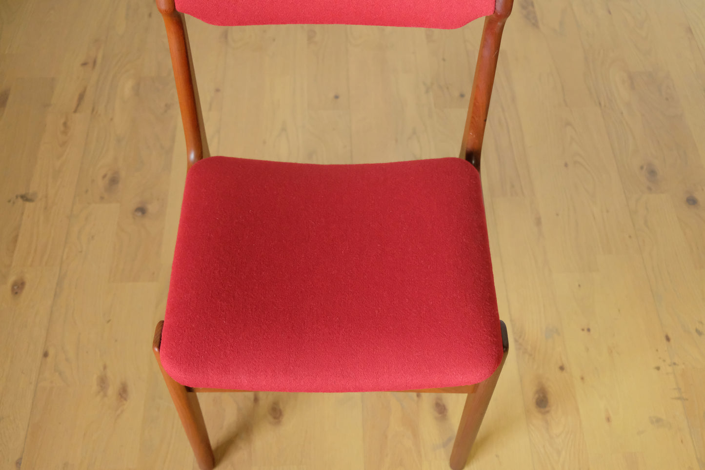 Dining chair