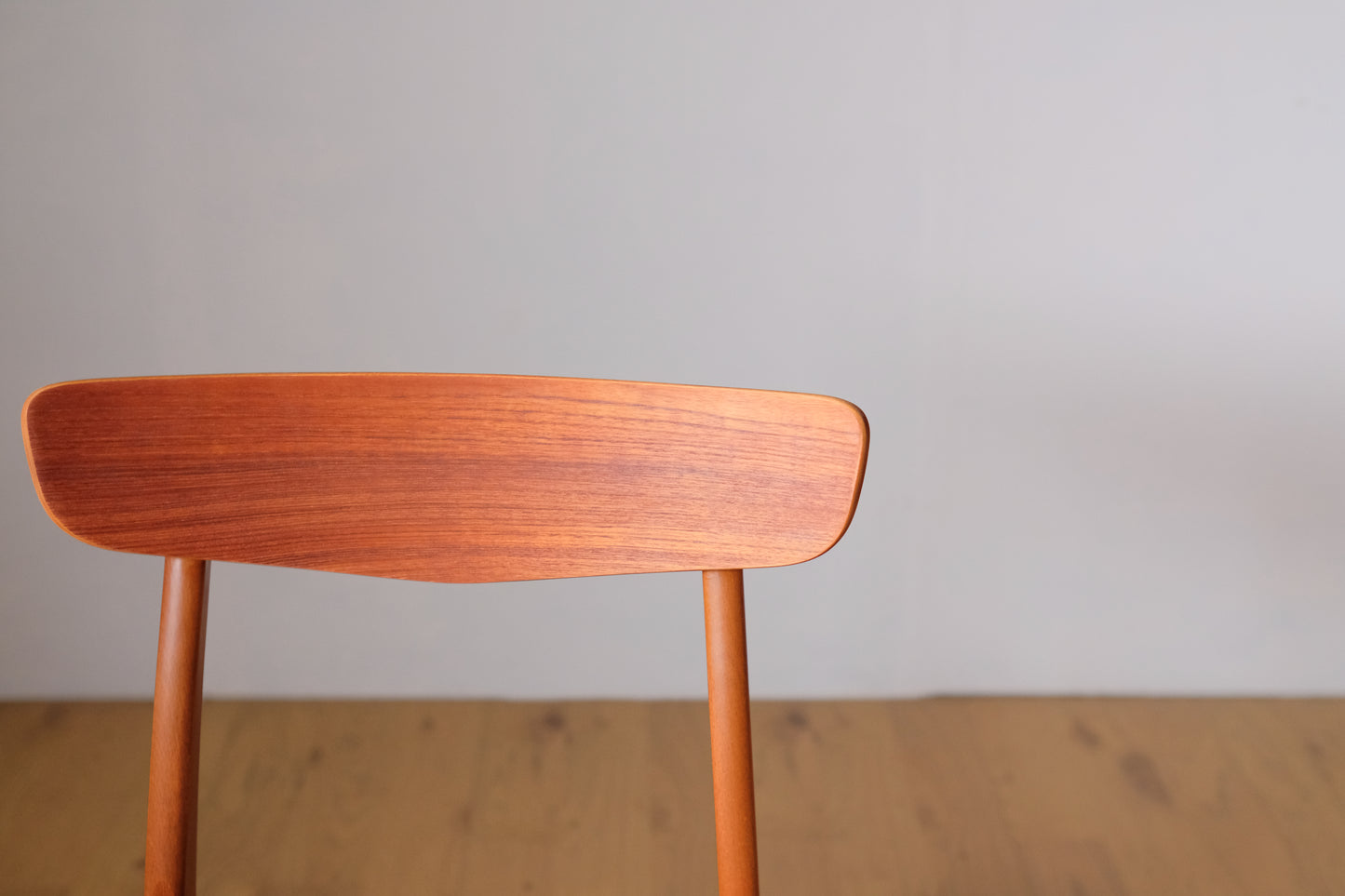 Dining chair