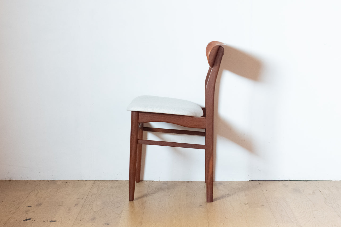 Dining chair