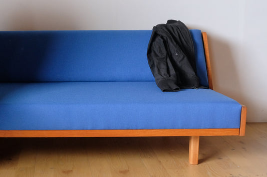 Day bed