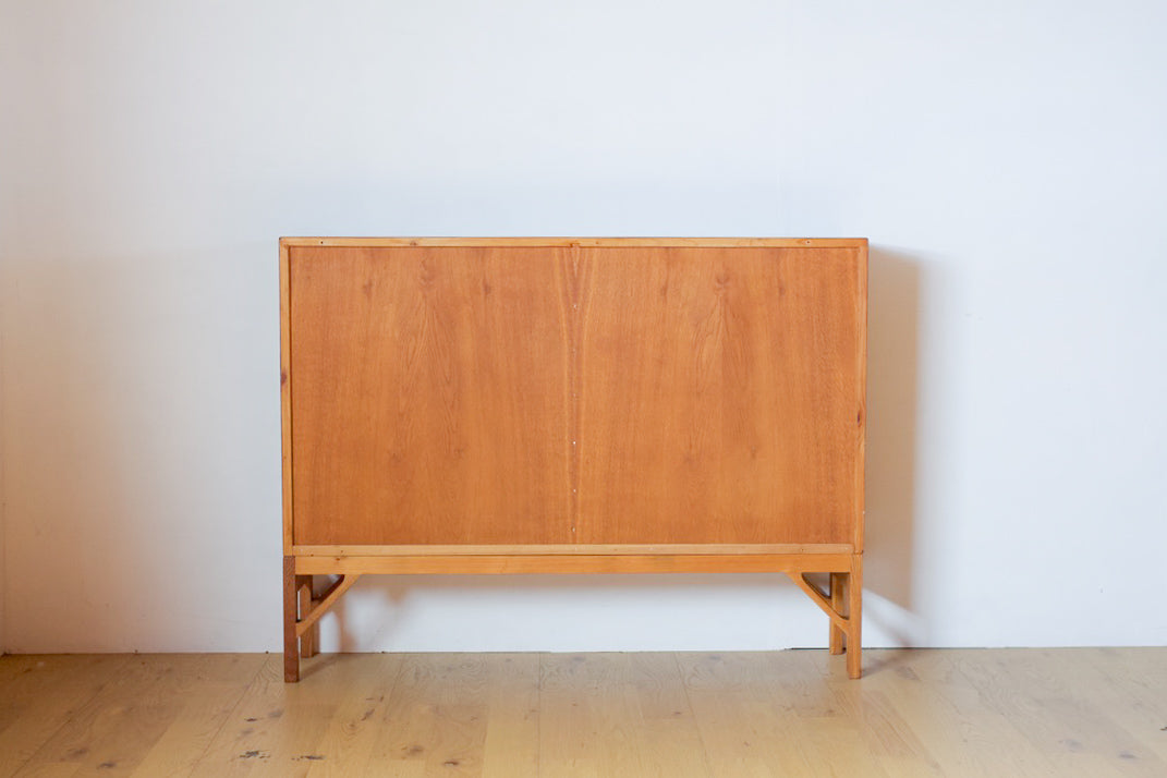 Børge Mogensen model.152 Book Shelf