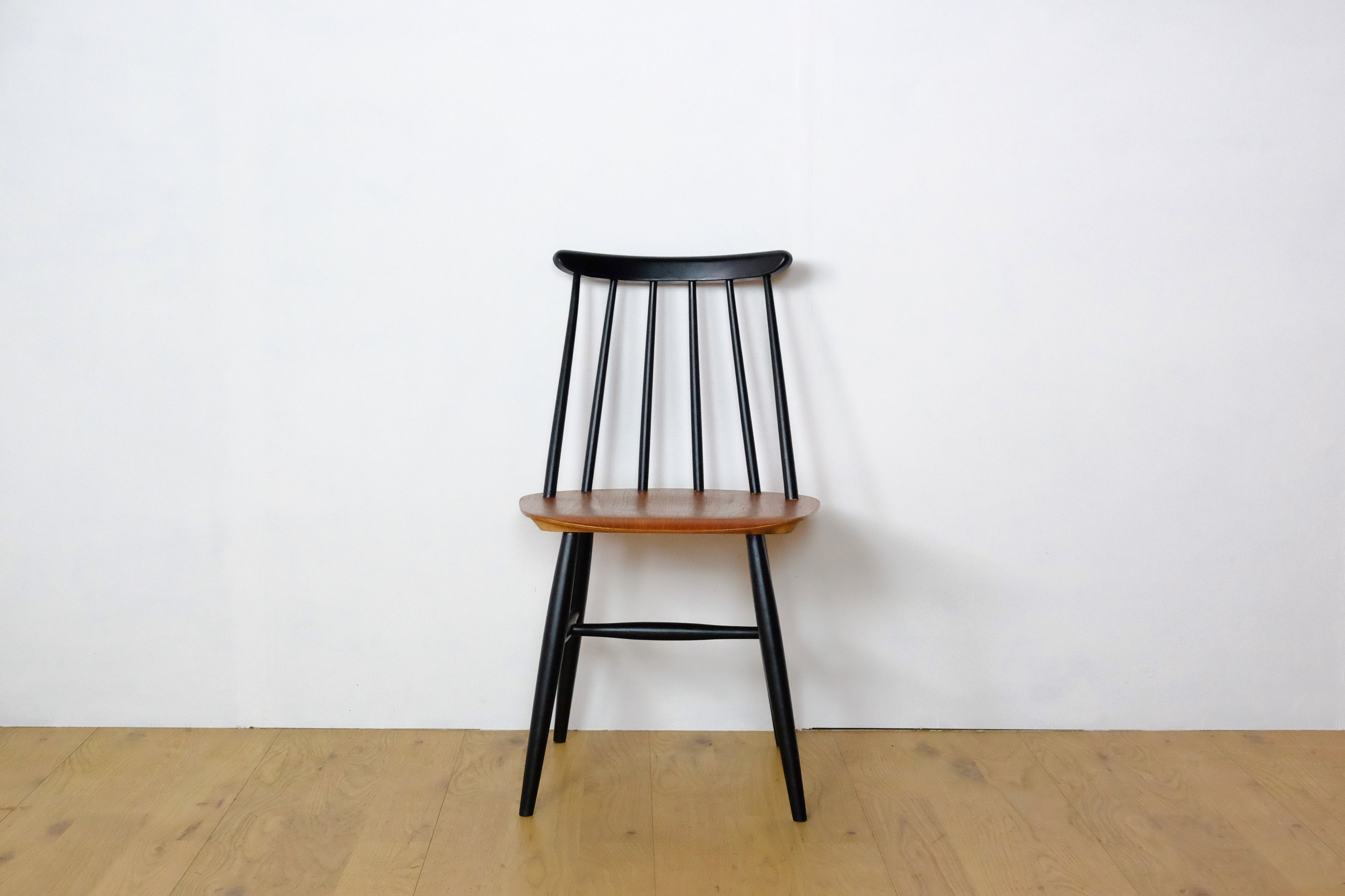 北欧ヴィンテージ Ilmari Tapiovaara Fanett Chair Black / Teak