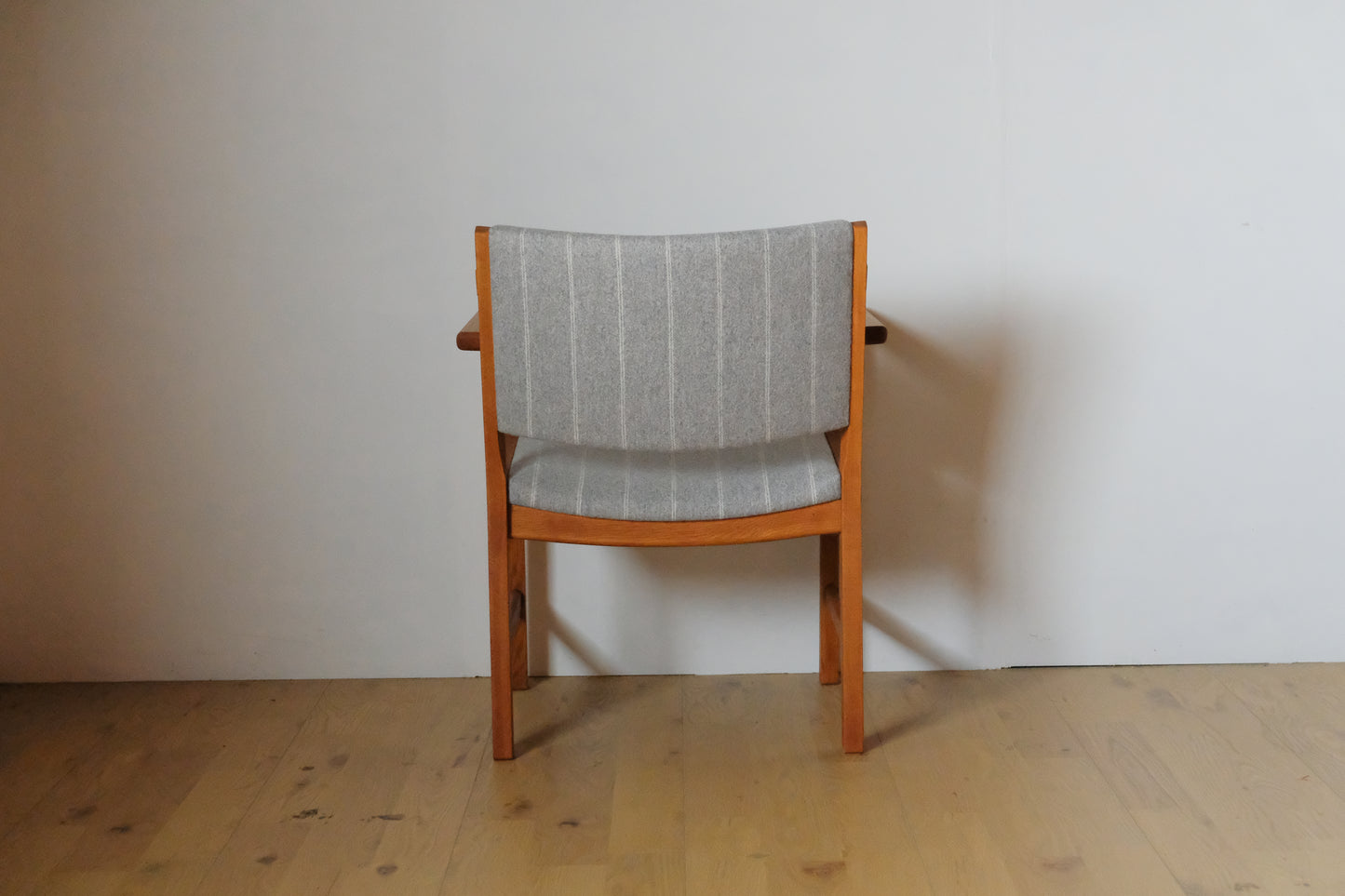 Hans J Wegner AP50 Arm chair