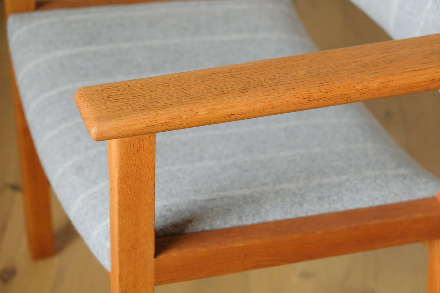 Hans J Wegner AP50 Arm chair