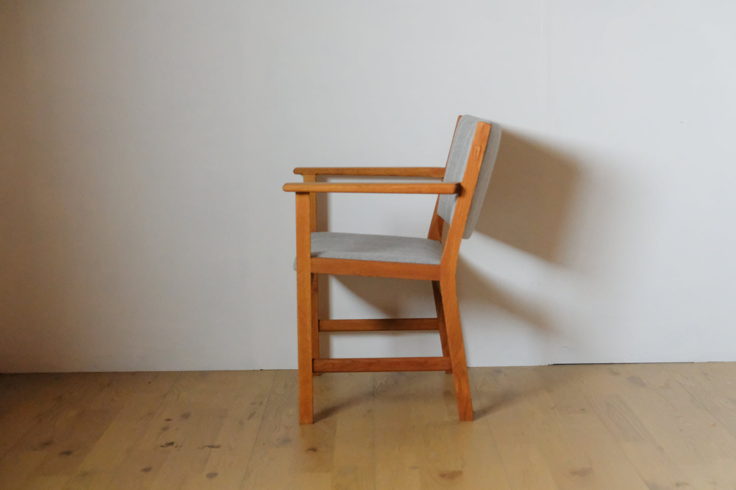 Hans J Wegner AP50 Arm chair