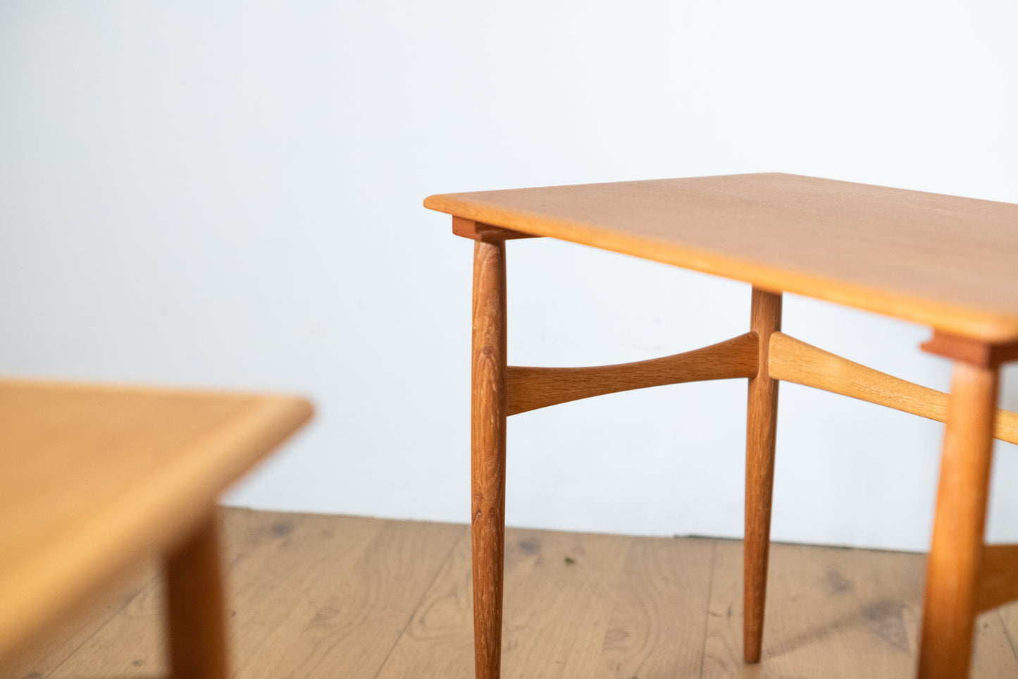 Nest Table